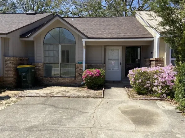 8 Viking Dr NW APT C, Fort Walton Beach, FL 32548