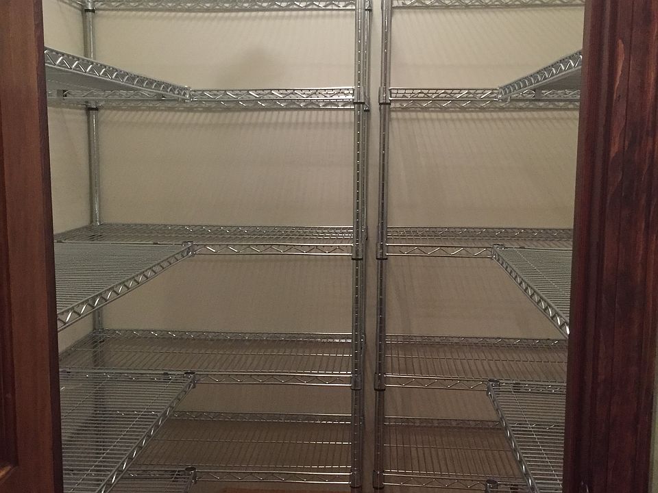 2nd image of 75 William St