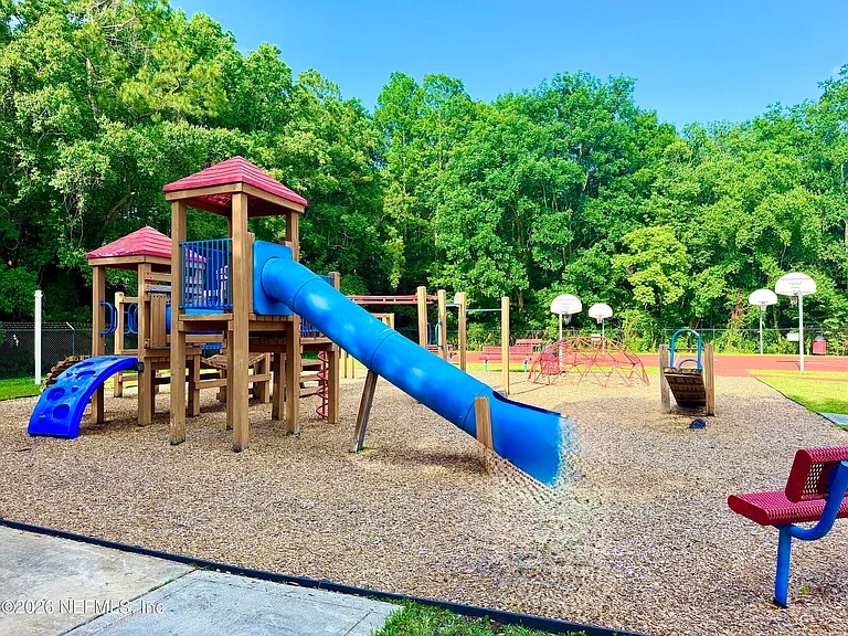 10842 Lydia Estates Dr — Photo 43