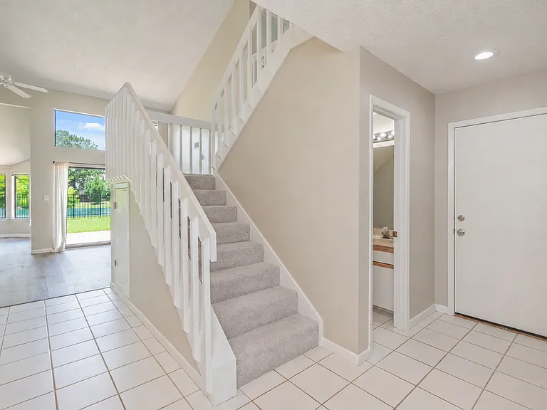 1219 Oakmont Dr — Photo 34