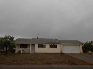 523 Apache Loop SW, Rio Rancho, NM 87124