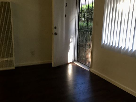 5th image of 4009 33rd St APT 7