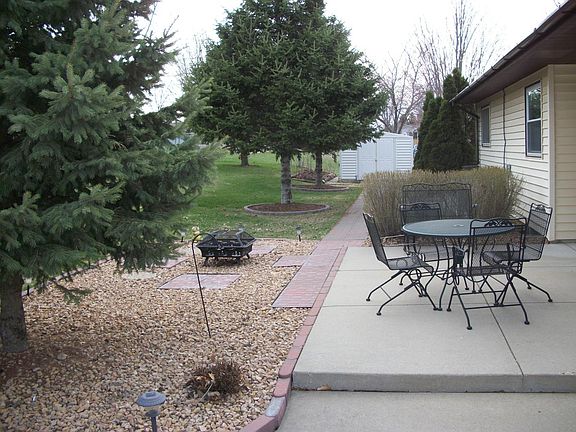backyard/patio/storage shed