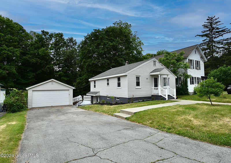 3rd image of 77 Middle Street