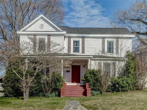 1007 N Scales St, Reidsville, NC 27320