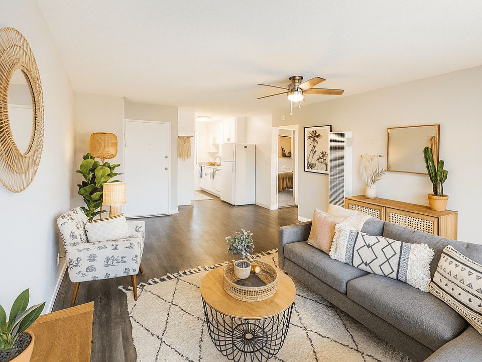 Images have been virtually staged to help illustrate the potential use and layout of the space. Furniture and decor are for visualization purposes only.