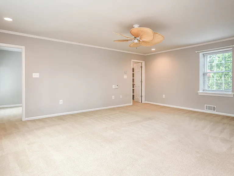 1211 Vinita Ln — Photo 25