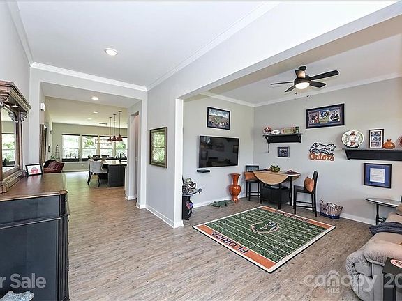 5th image of 12844 Sandpiper Grove Ct