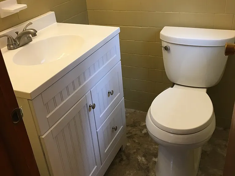 58 Versailles St — Photo 11