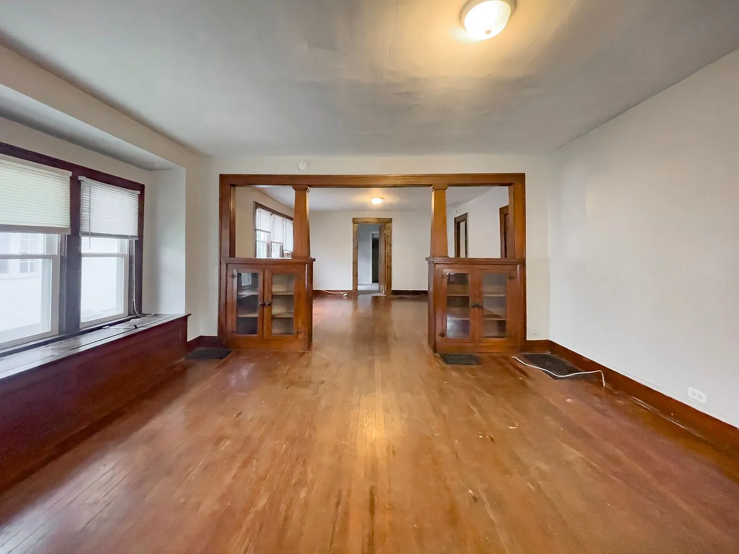 6 Bedroom, 3 Bathroom Large Home, Close to Campus: Washer and Dryer Included — Photo 1