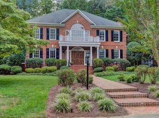 4104 Westmount Dr, Greensboro, NC 27410