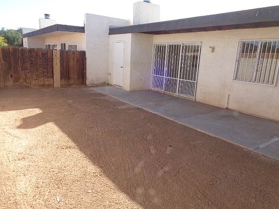 4th image of 814 W Cortez Ln