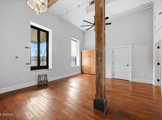 522 Cherry St Unit 301, Macon, GA 31201