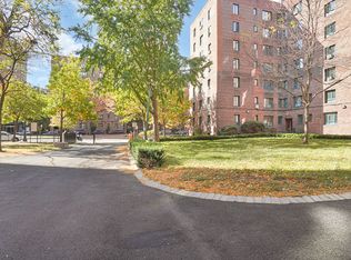 1562 Unionport Rd, Bronx, NY 10462