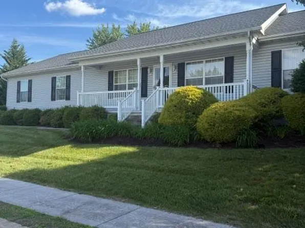 5 Kimberly Ann Ln, New Oxford, PA 17350