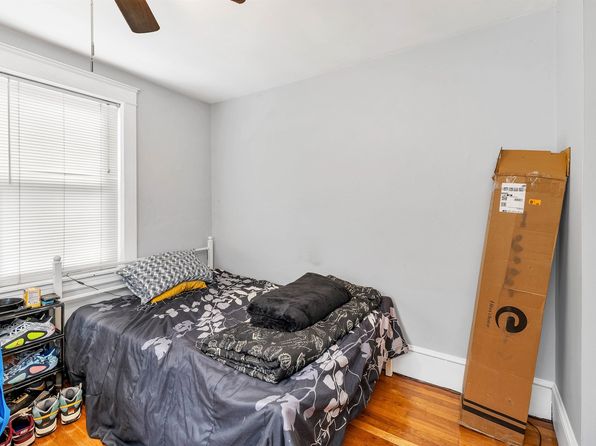 manchester-new-hampshire-95345332 picture