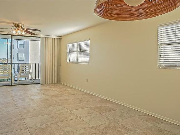 3rd image of 1328 Pasadena Ave S APT 508