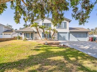 2746 Broken Lance Dr, Norco, CA 92860