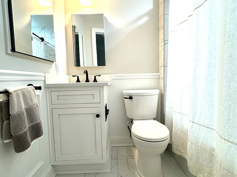 1517 Curtin St #2 — Photo 7