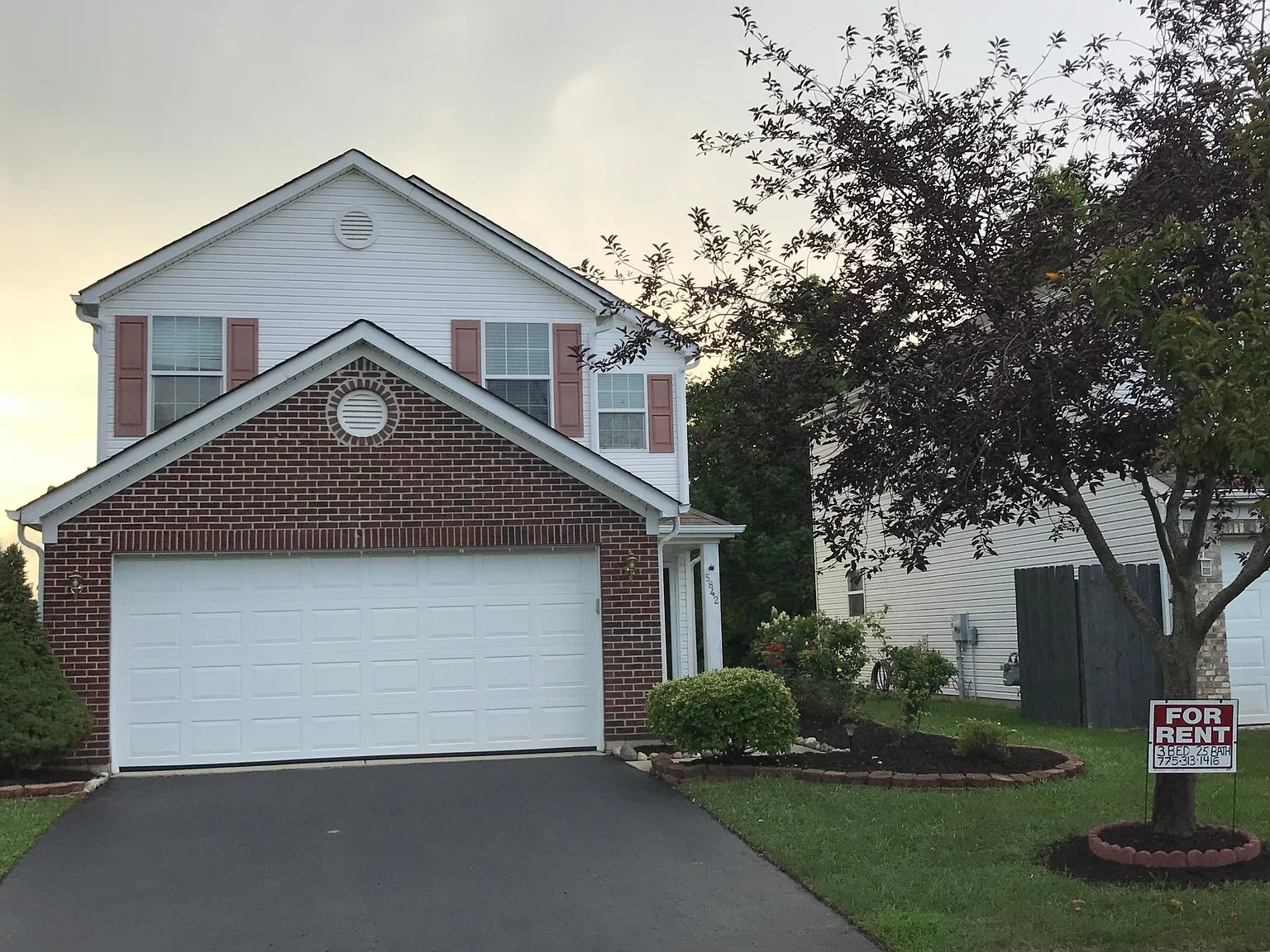 3 bed, 2.5 bath, 1480 sqft, $2,595 — Photo 2
