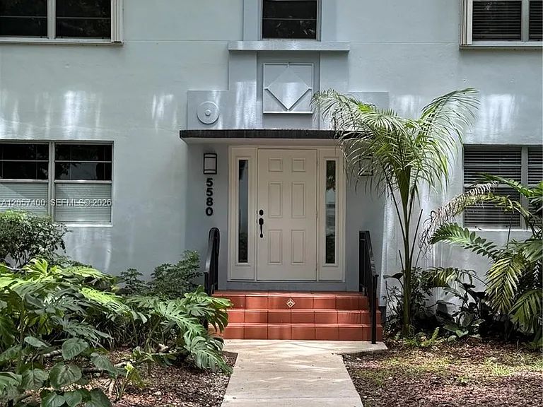 5580 SW 78th St #137A — Photo 2