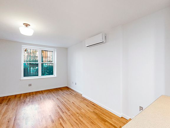 5th image of 566 W 161st St #A