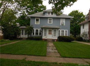 18 Anderson Pl, Hamburg, NY 14075