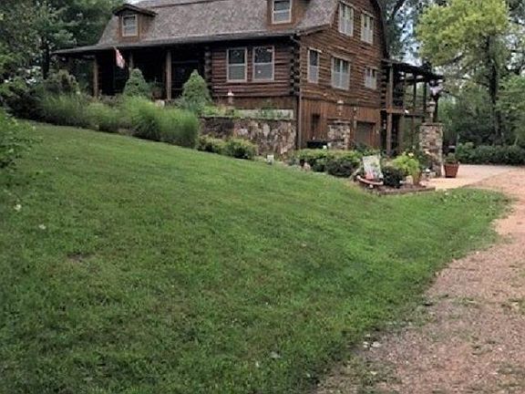 2nd image of 4810 Cottonwood Dr