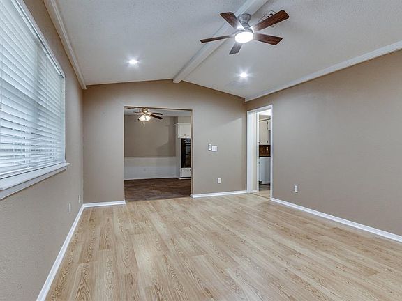 5th image of 920 NE 6th St