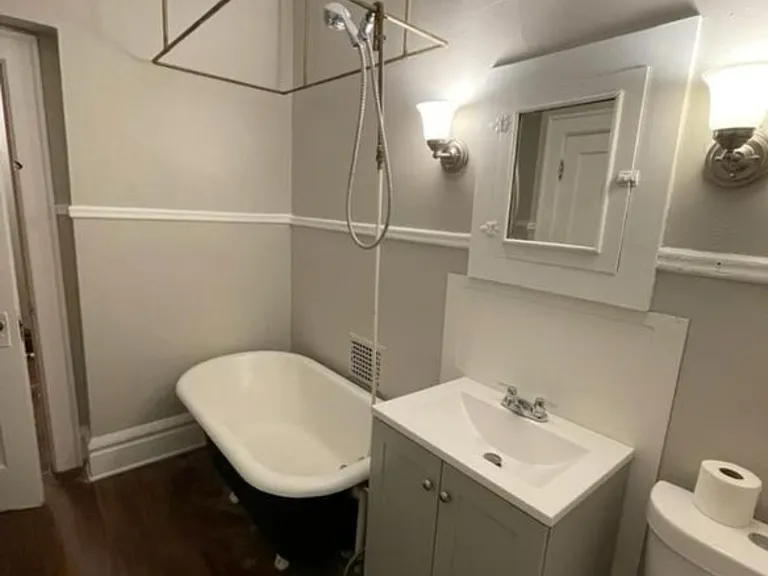 876 Dennison Ave — Photo 2