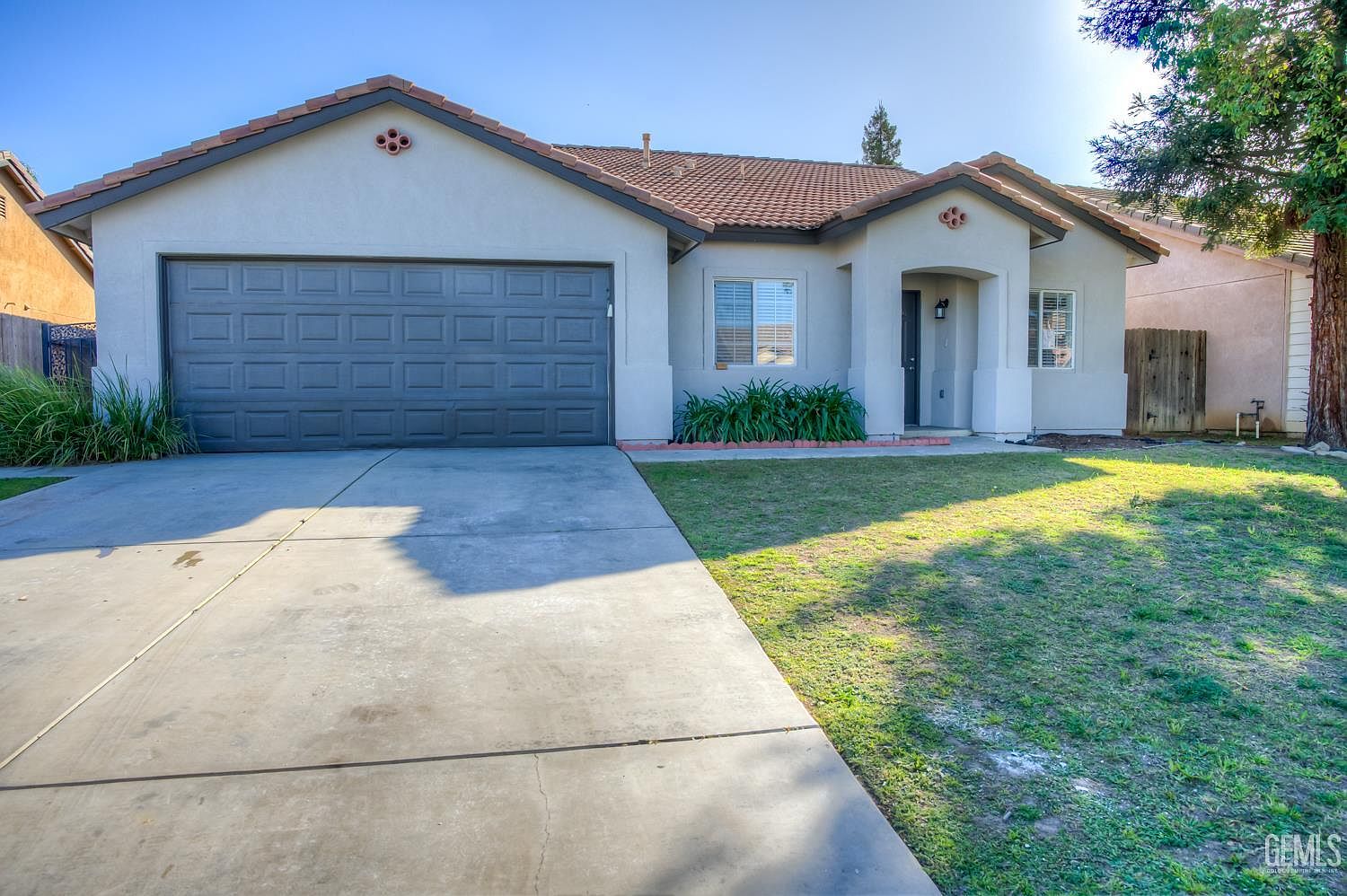 あ 5/2配達 11815 Darlington Ave, Bakersfield, CA 93312 | Zillow