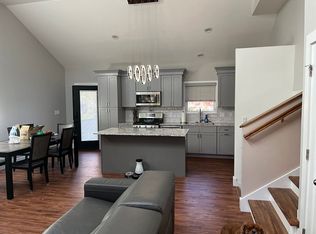 35 Barry Ln, Bardonia, NY 10954