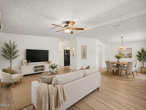 5th image of 2233 E BEHREND Drive #125