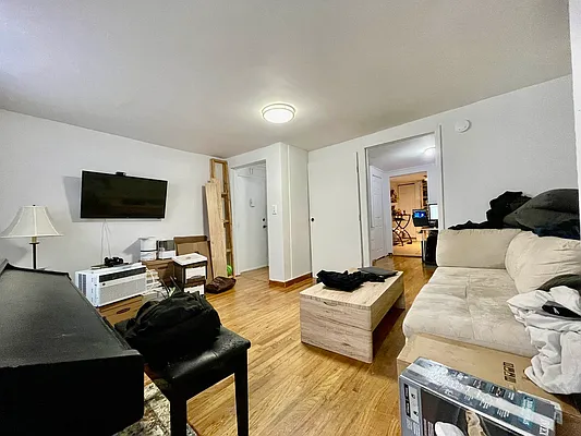 Rented by J Misrahi Realty Corp | media 2