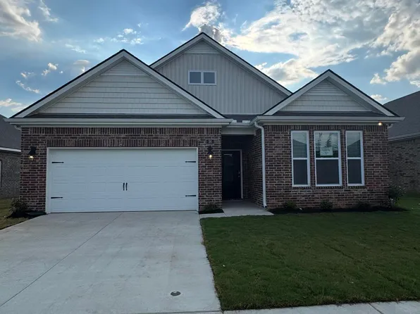 101 Harvest Dance Dr, Byhalia, MS 38611