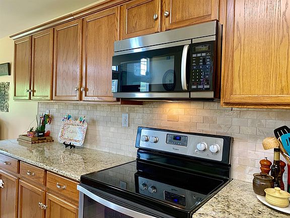 5th image of 416 Masterson Station Dr