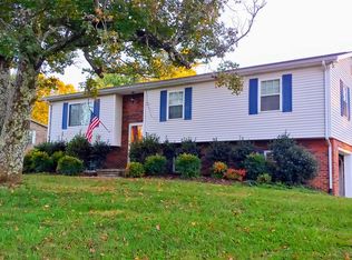 213 Avalon Dr, Madisonville, TN 37354