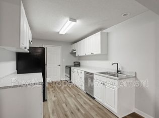 3607 Winchester Rd UNIT B, New Market, AL 35761