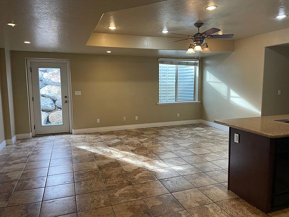 Bright windows, tall ceilings, entry way