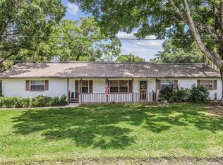 17305 Lynnette Dr, Lutz, FL 33549