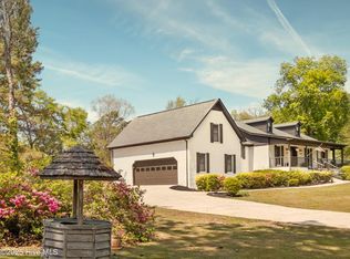 301 Pine Crest Rd, Trent Woods, NC 28562