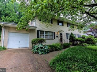 23 N Cliffe Dr, Wilmington, DE 19809