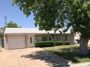 2221 Dunlap Dr, Sacramento, CA 95821