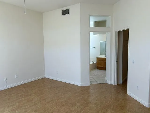1776 Cashew Tree St — Photo 9