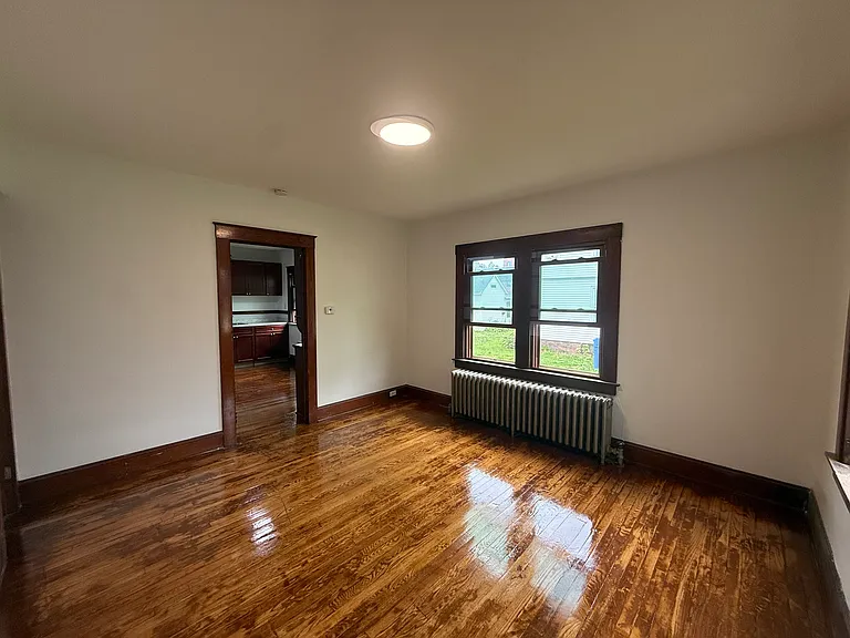 42 Maple St — Photo 11