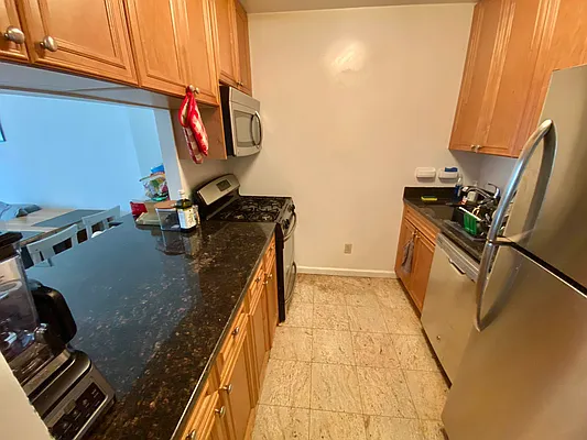 Rented by J PRESTON AND ASSOCIATES INC | media 12