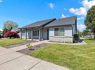 1251 Frogs Leap Ln, Eugene, OR 97404