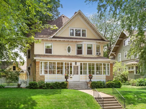 1726 Summit Ave, Saint Paul, MN 55105