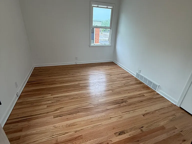 3524 Dewey Ave #3 — Photo 3