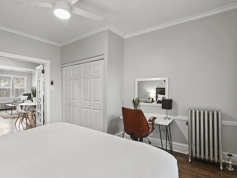 3400-04 N. Springfield/3906-08 W. Roscoe — Photo 17